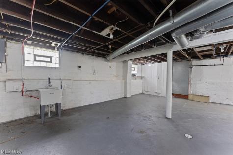 3790 W 116th Street Cleveland OH 44111