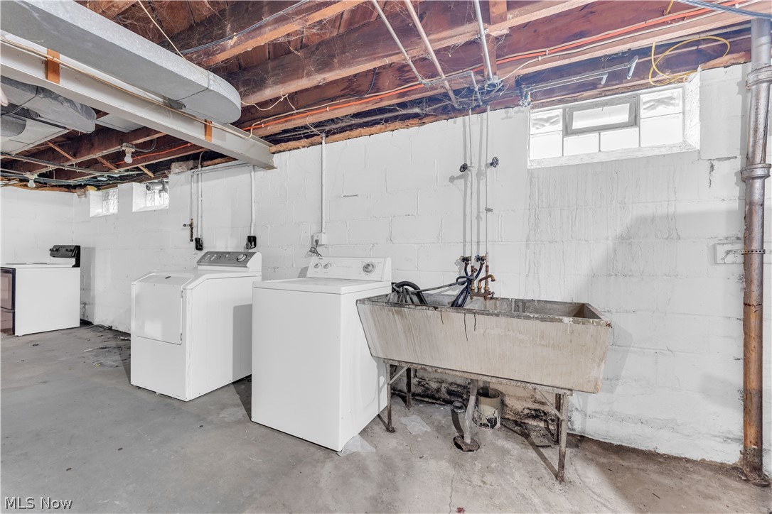 3819 W 137th Street Cleveland OH 44111