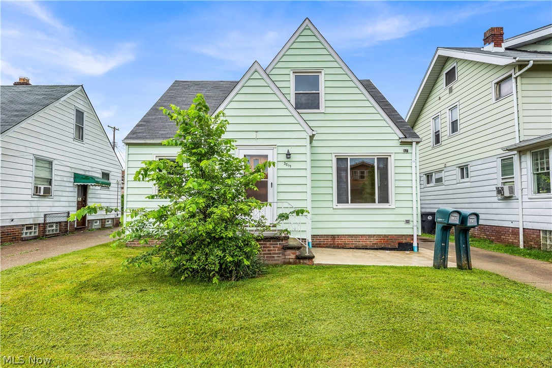 3819 W 137th Street Cleveland OH 44111