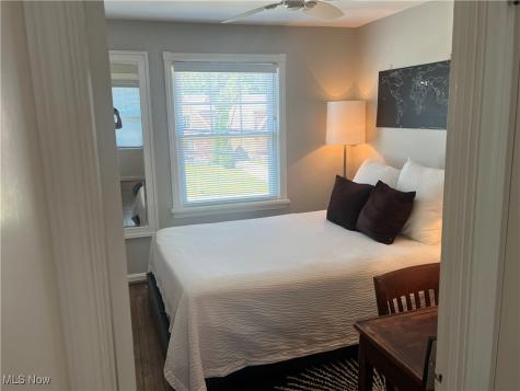 15220 Rosemary Avenue Cleveland OH 44111