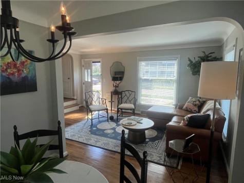 15220 Rosemary Avenue Cleveland OH 44111