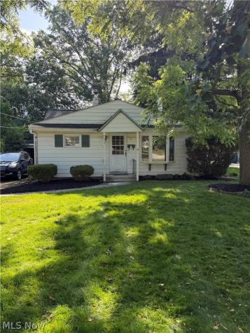 4459 Silverdale Road North Olmsted OH 44070