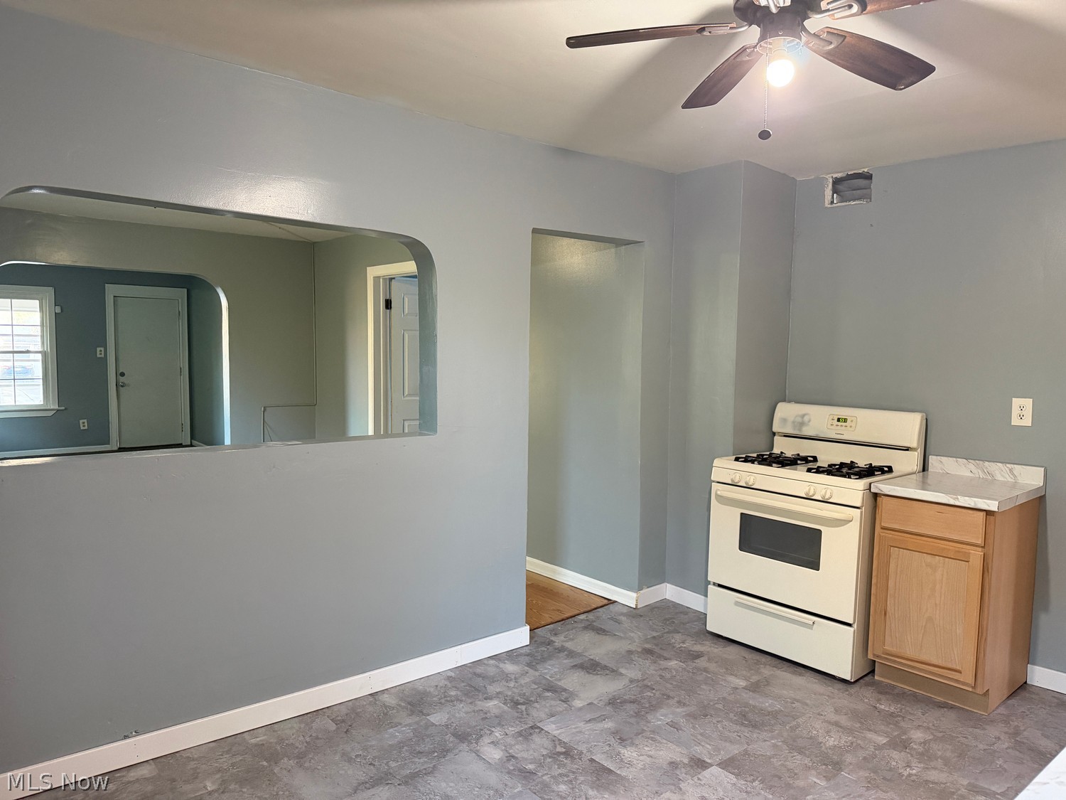 3116 Elyria Ave. Down Unit Lorain OH 44055