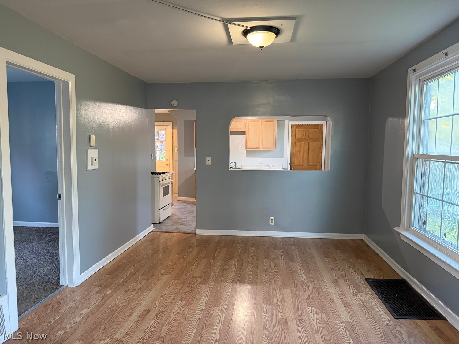 3116 Elyria Ave. Down Unit Lorain OH 44055
