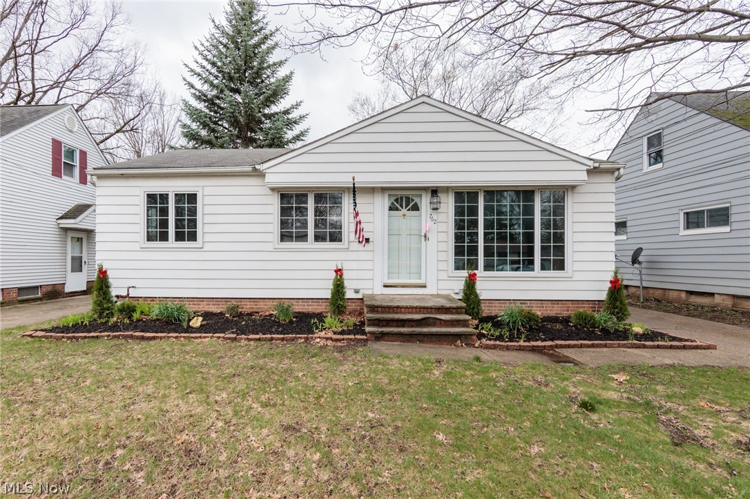 762 E 305th Street Willowick OH 44095