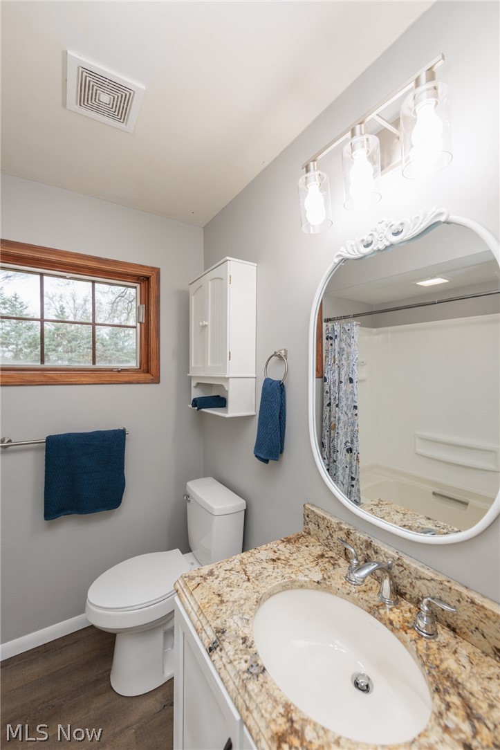 762 E 305th Street Willowick OH 44095