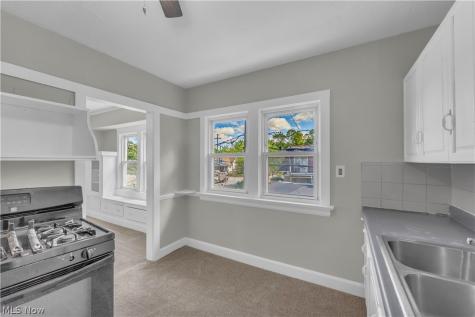 10103 Almira Avenue Cleveland OH 44111