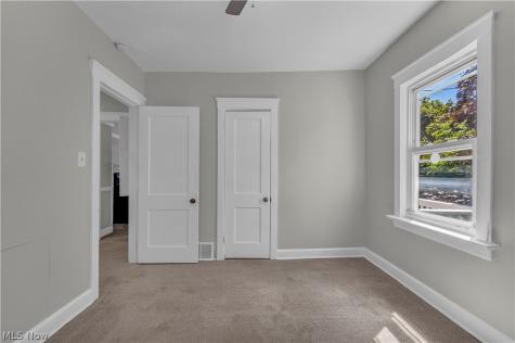 10103 Almira Avenue Cleveland OH 44111