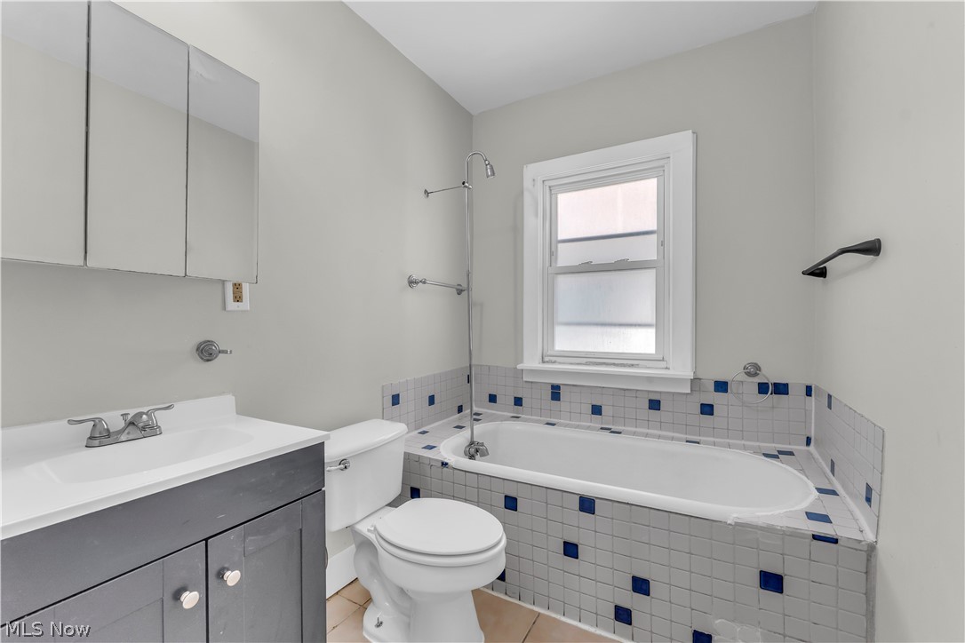 10103 Almira Avenue Cleveland OH 44111