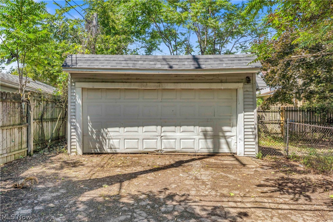 10103 Almira Avenue Cleveland OH 44111
