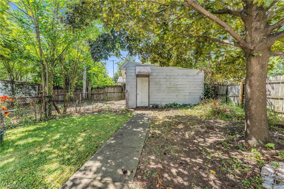 10103 Almira Avenue Cleveland OH 44111