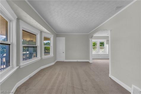 10103 Almira Avenue Cleveland OH 44111