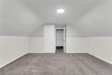 26980 Drakefield Avenue Euclid OH 44132
