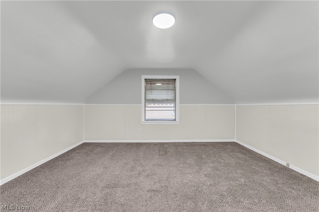 26980 Drakefield Avenue Euclid OH 44132
