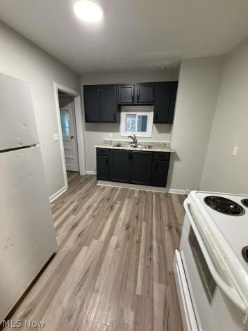 4106 Lee Road Cleveland OH 44128