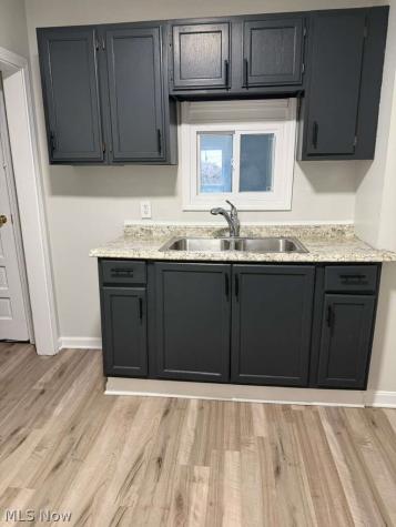 4106 Lee Road Cleveland OH 44128