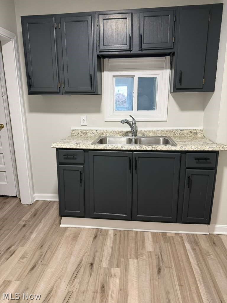 4106 Lee Road Cleveland OH 44128