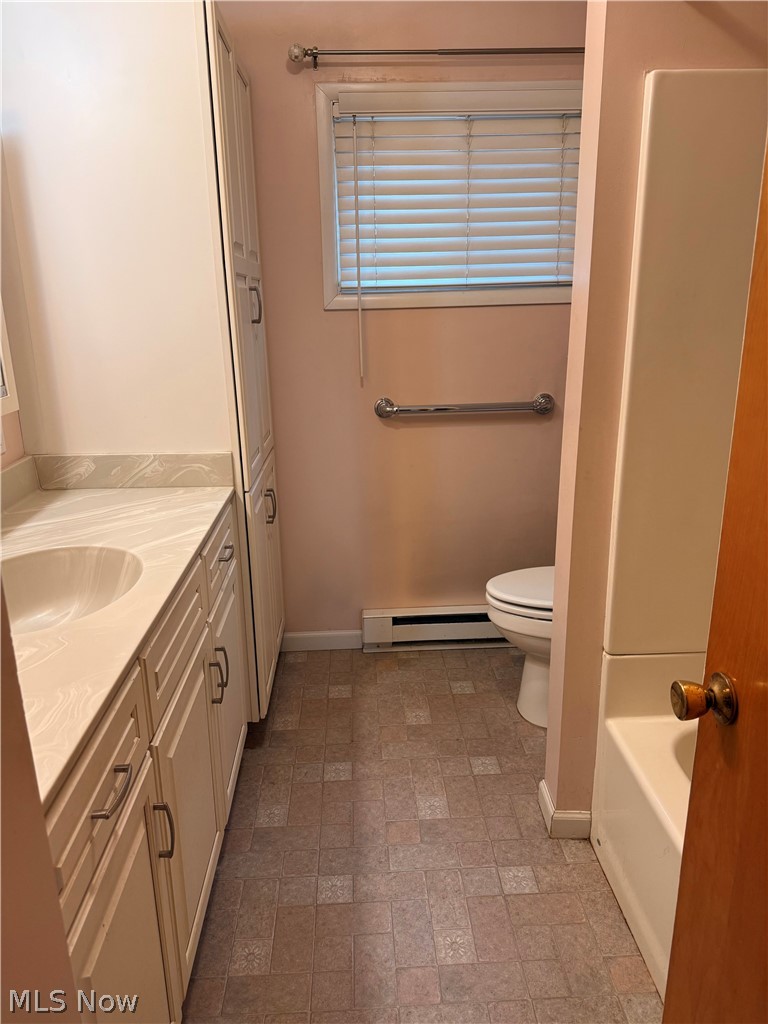 71 E Mohawk Drive Malvern OH 44644