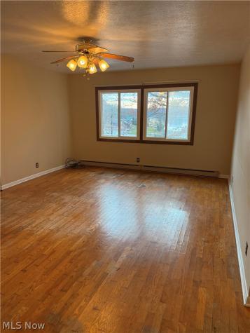 71 E Mohawk Drive Malvern OH 44644