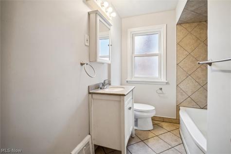 4105 Bluestone Road Cleveland Heights OH 44121