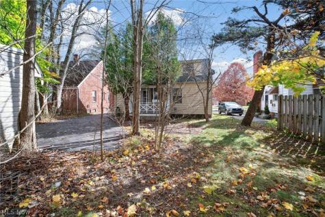 4105 Bluestone Road Cleveland Heights OH 44121