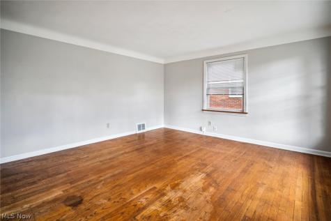 4105 Bluestone Road Cleveland Heights OH 44121
