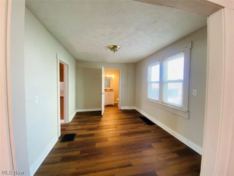 748 Merton Avenue Akron OH 44306