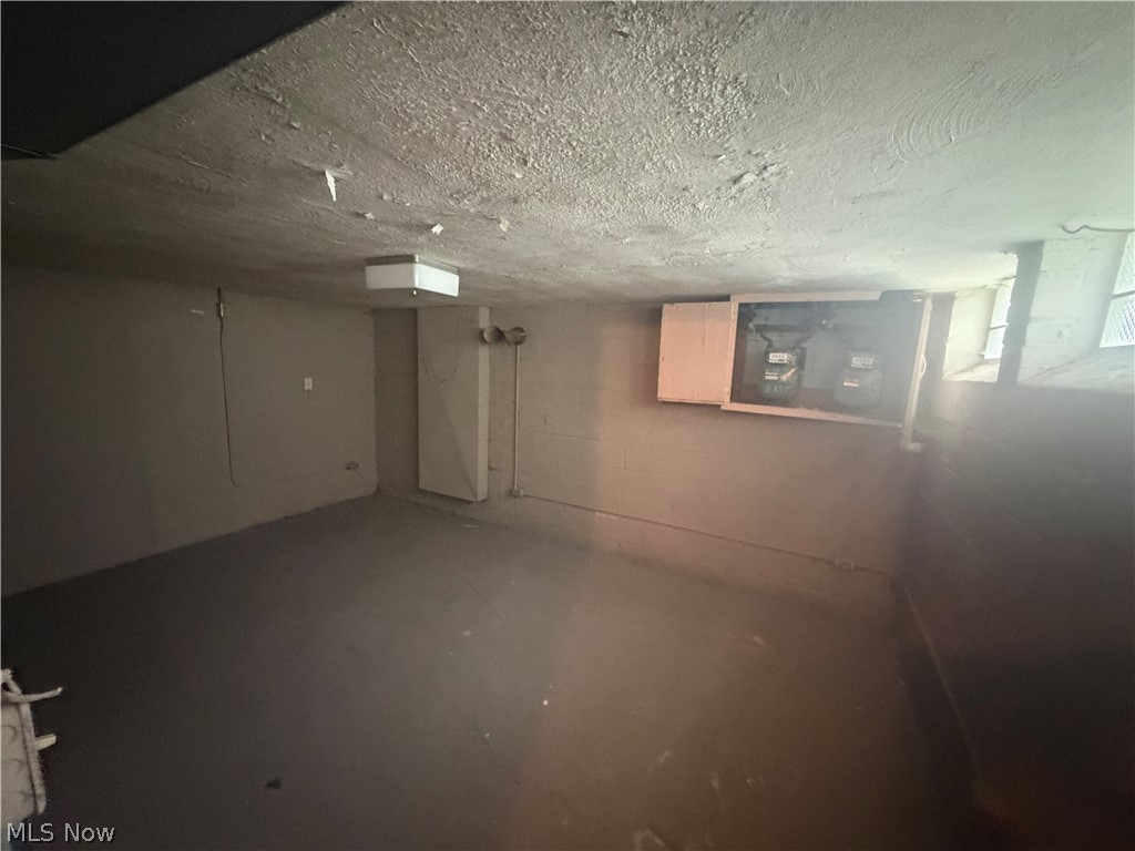 20470 Lakeshore Boulevard Euclid OH 44123
