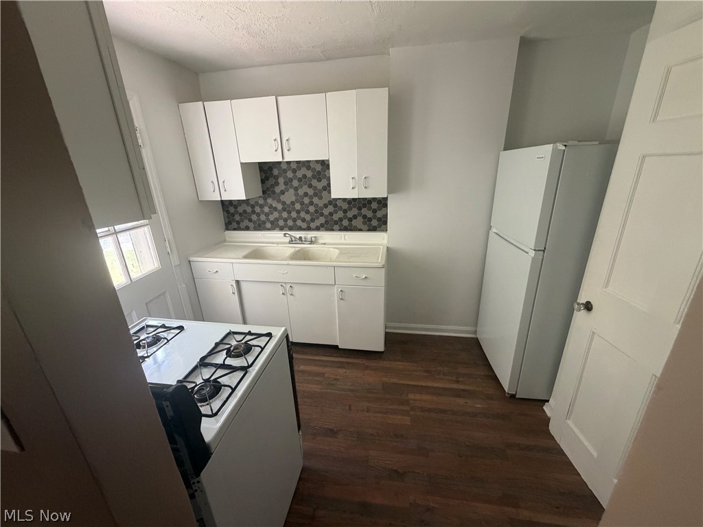 20470 Lakeshore Boulevard Euclid OH 44123