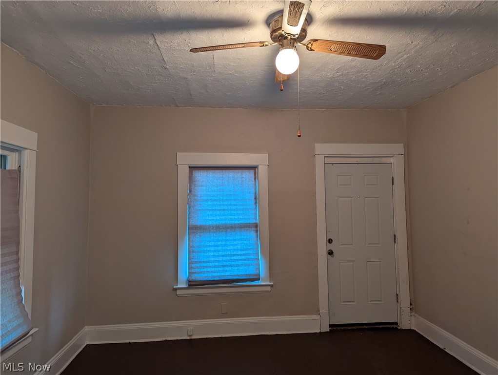 19314 Cherokee Avenue Cleveland OH 44119