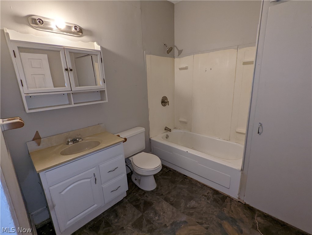 19314 Cherokee Avenue Cleveland OH 44119