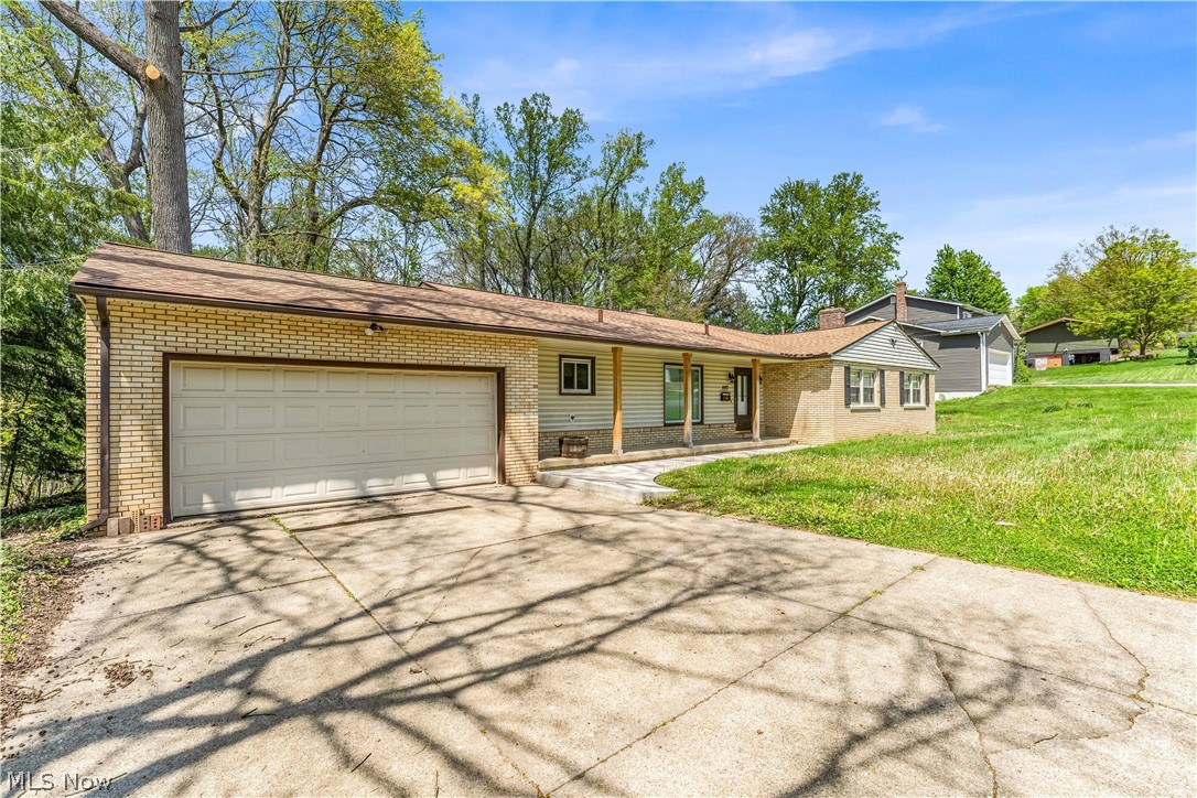 1183 Romayne Drive Akron OH 44313