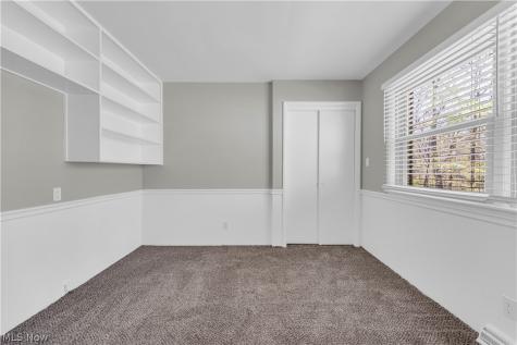 1183 Romayne Drive Akron OH 44313