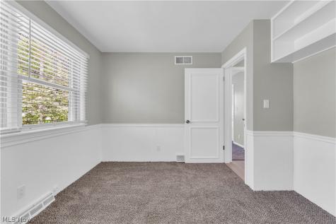1183 Romayne Drive Akron OH 44313