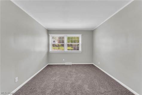 1183 Romayne Drive Akron OH 44313