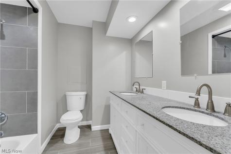 1183 Romayne Drive Akron OH 44313