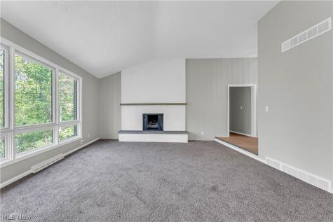 1183 Romayne Drive Akron OH 44313