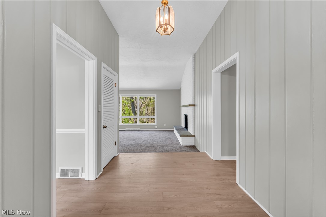 1183 Romayne Drive Akron OH 44313