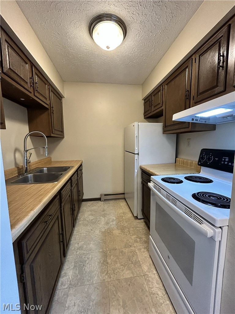 200 Fernwood Road Wintersville OH 43953