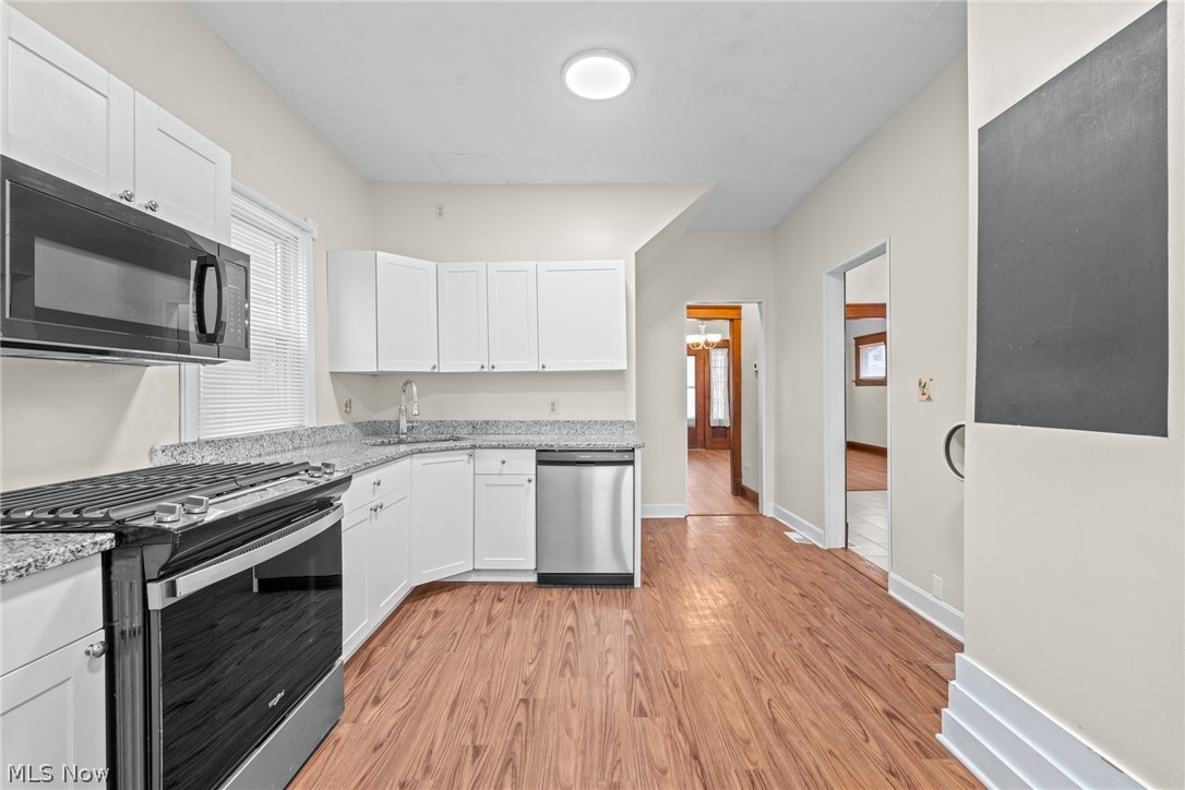 2052 W 89th Street Cleveland OH 44102