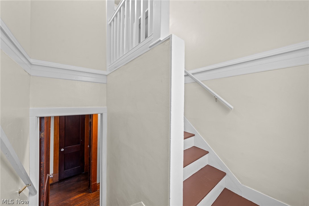 2052 W 89th Street Cleveland OH 44102