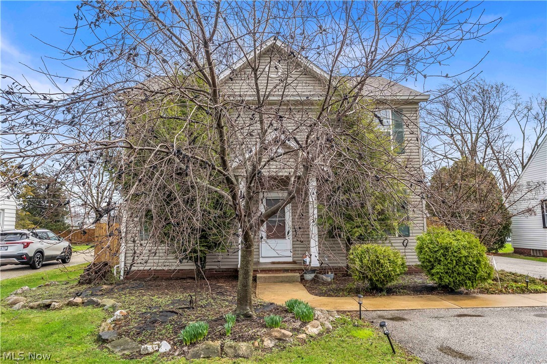 1981 Columbia Road Westlake OH 44145