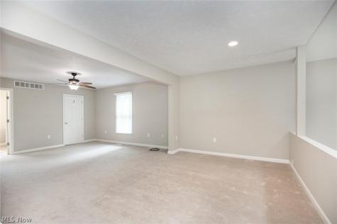 9338 Liberty Road Twinsburg OH 44087