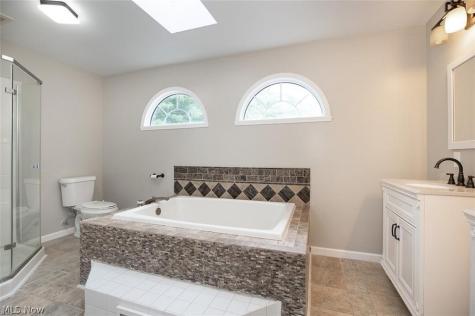 9338 Liberty Road Twinsburg OH 44087