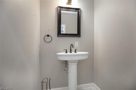 9338 Liberty Road Twinsburg OH 44087