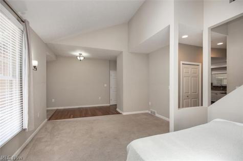 9338 Liberty Road Twinsburg OH 44087