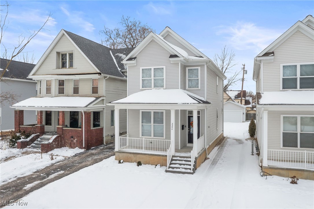 2244 E 100th Street Cleveland OH 44106