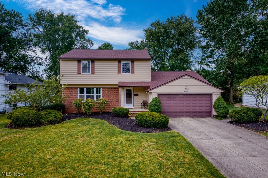 32955 Nimrod Street Solon OH 44139