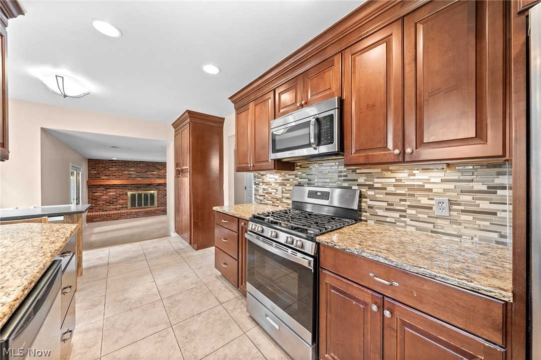 32955 Nimrod Street Solon OH 44139