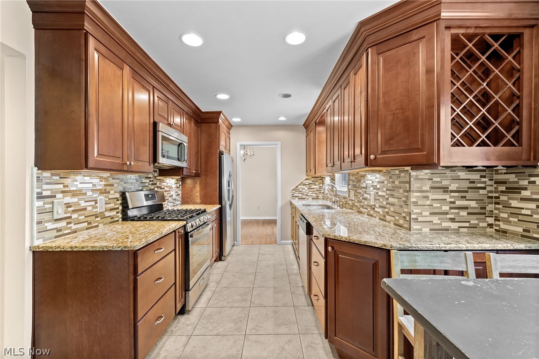 32955 Nimrod Street Solon OH 44139